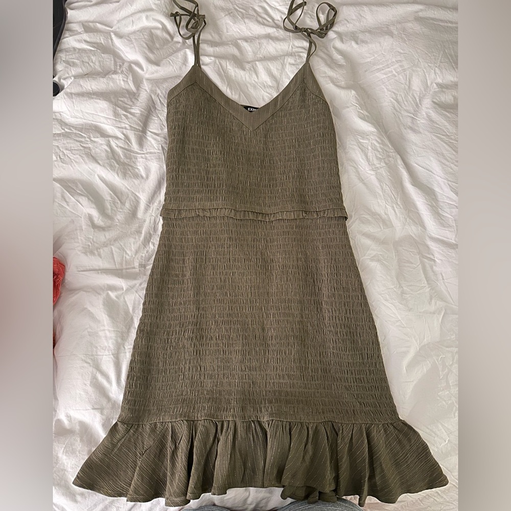 EXPRESS Green Medium Dress